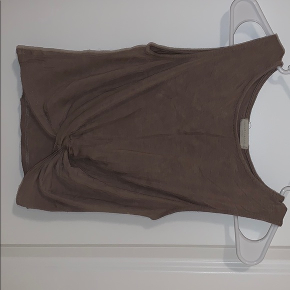 Top - Picture 1 of 2